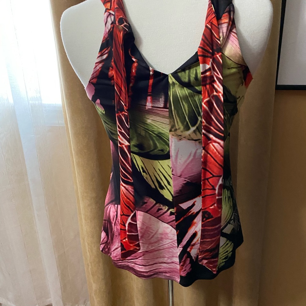 Ladies Top - Picture 4 of 5